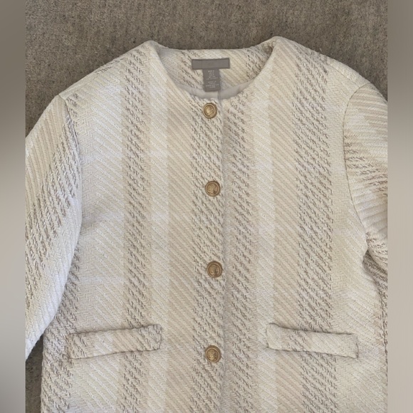H&M beige & ivory tweed oversized jacket gold buttons size S (fits like a large) - Picture 3 of 9